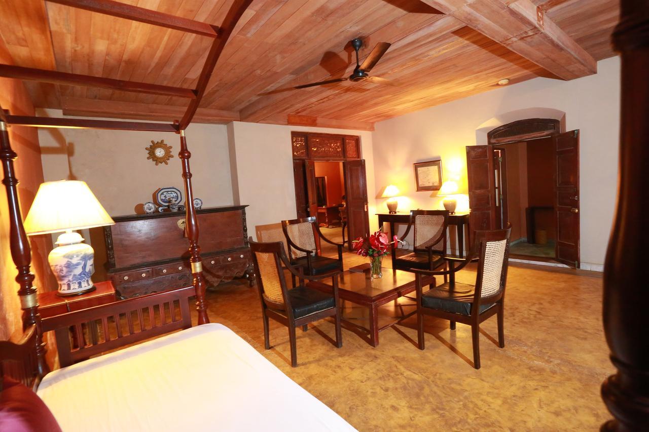 Villa Kusum Хиккадува Экстерьер фото