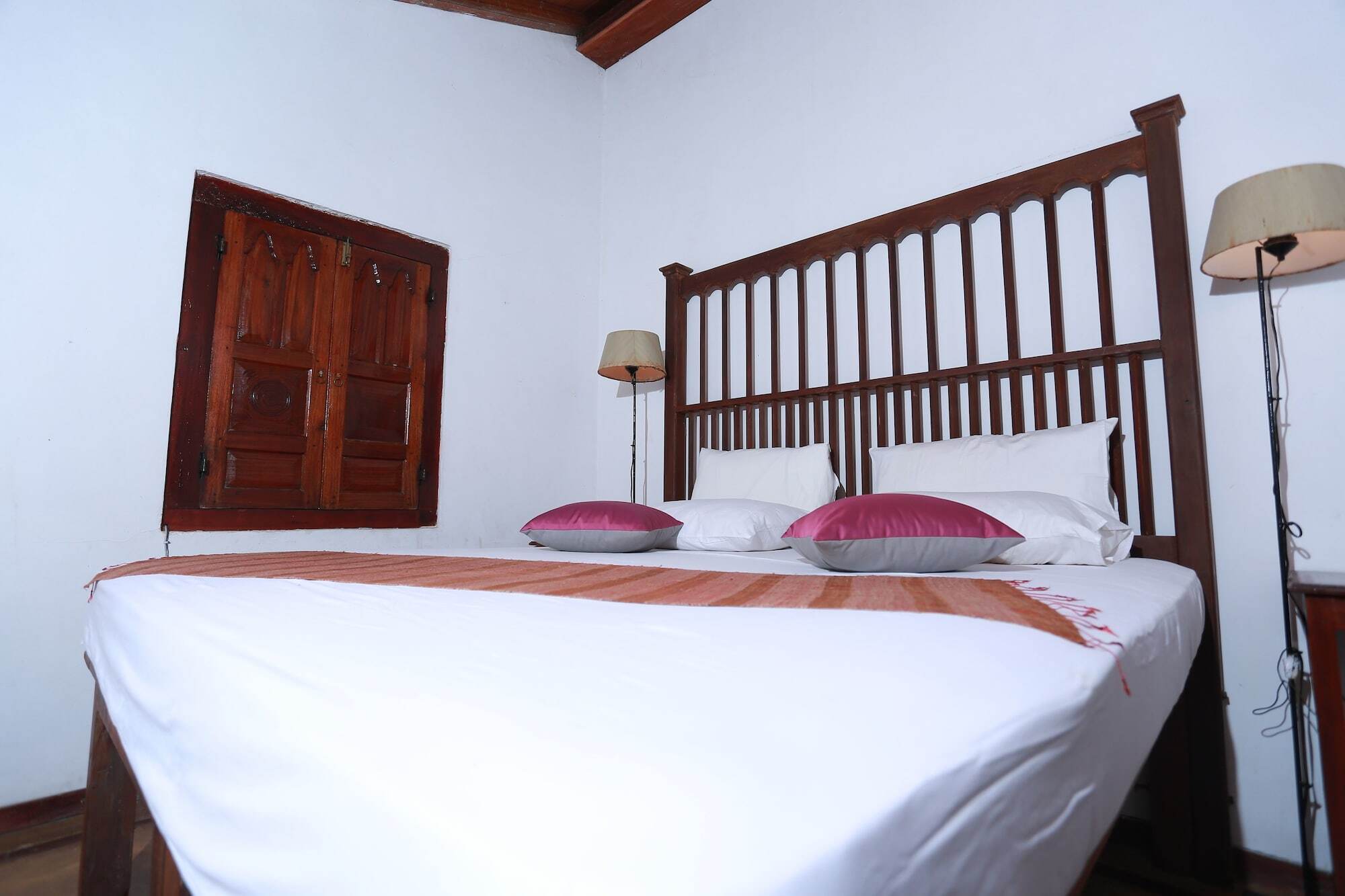 Villa Kusum Хиккадува Экстерьер фото